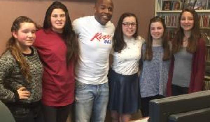 Orchard Park Students With DJ Anthony